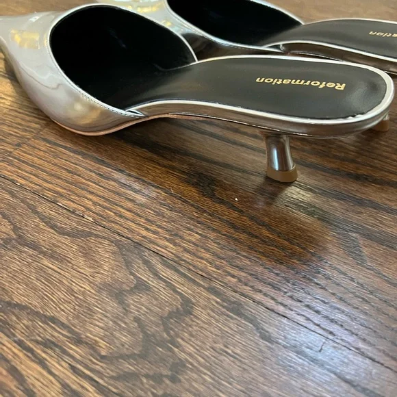 NWT and bags Reformation kitten heel mule in silver mirror! Size 9 (runs small) - Picture 3 of 8
